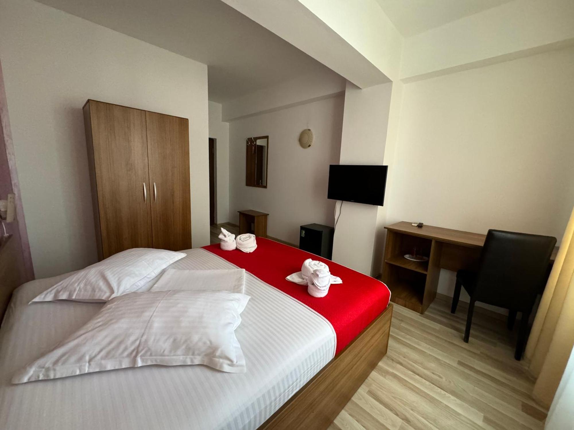 Hotel Mihaela Mamaia Buitenkant foto