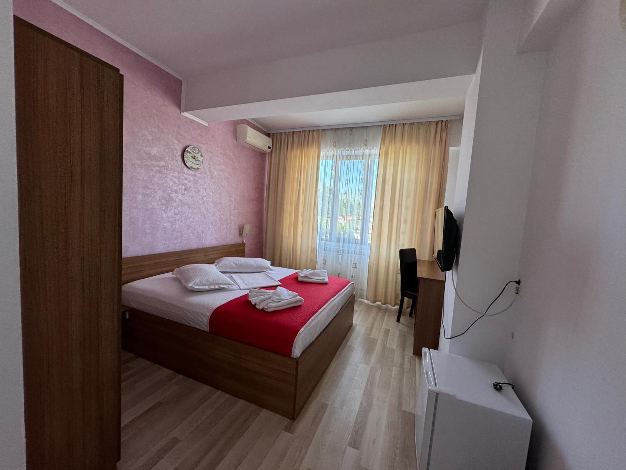 Hotel Mihaela Mamaia Buitenkant foto