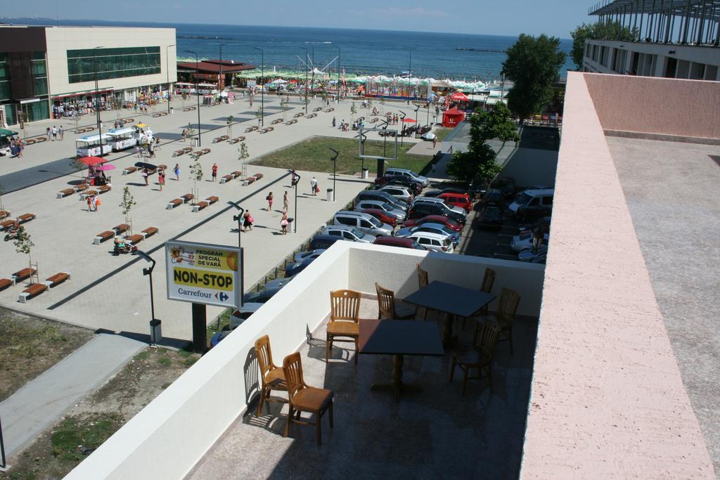 Hotel Mihaela Mamaia Buitenkant foto